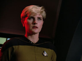 "Encounter at Farpoint, Part I" (S1:E1) Star Trek: The Next Generation Screencaps