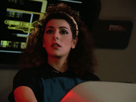 "Encounter at Farpoint, Part I" (S1:E1) Star Trek: The Next Generation Screencaps