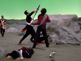 "Hide and Q" (S1:E10) Star Trek: The Next Generation Screencaps