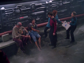 "Hide and Q" (S1:E10) Star Trek: The Next Generation Screencaps