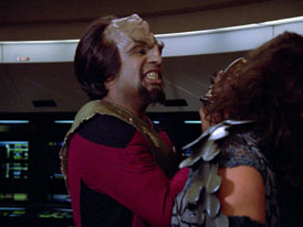 "Hide and Q" (S1:E10) Star Trek: The Next Generation Screencaps