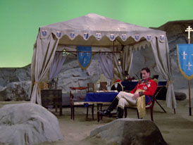 "Hide and Q" (S1:E10) Star Trek: The Next Generation Screencaps