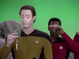 "Hide and Q" (S1:E10) Star Trek: The Next Generation Screencaps