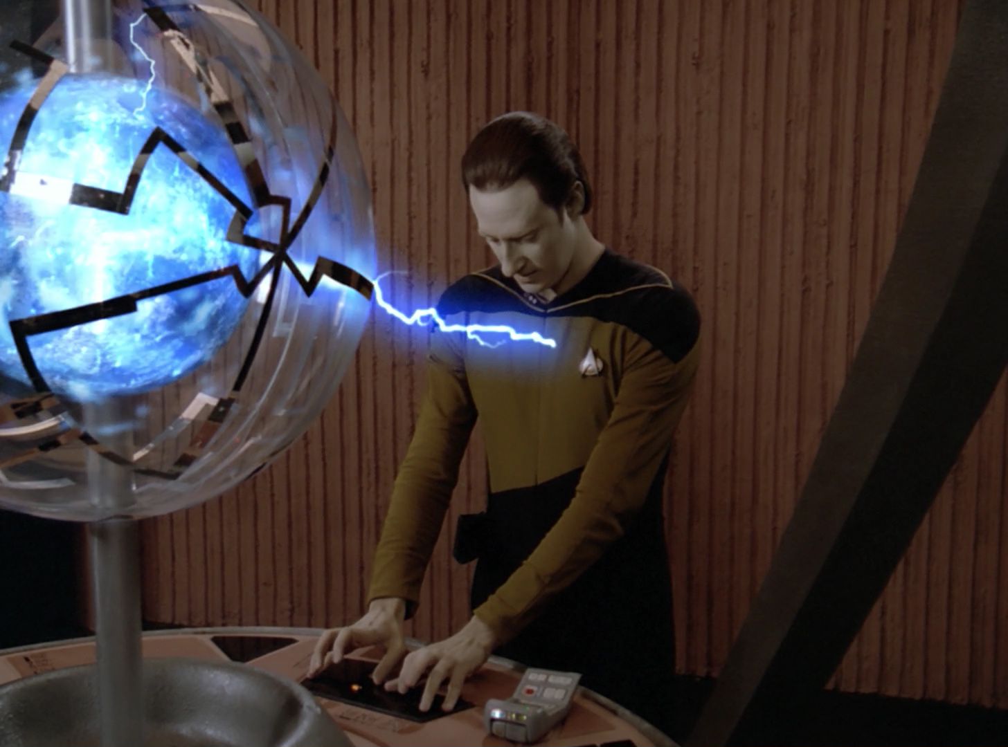 Star Trek: The Next Generation 'Contagion'
