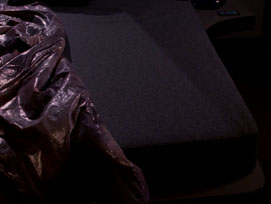"Night Terrors" (S4:E17) Star Trek: The Next Generation Screencaps