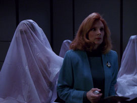 "Night Terrors" (S4:E17) Star Trek: The Next Generation Screencaps