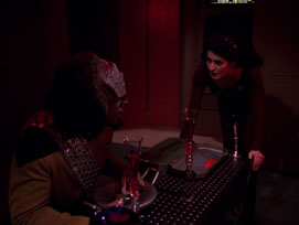 "Night Terrors" (S4:E17) Star Trek: The Next Generation Screencaps