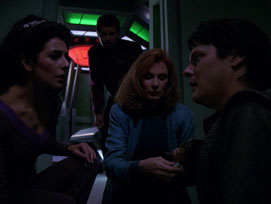 "Night Terrors" (S4:E17) Star Trek: The Next Generation Screencaps