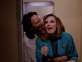 "The Host" (S4:E23) Star Trek: The Next Generation Screencaps