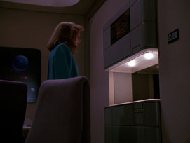 "The Host" (S4:E23) Star Trek: The Next Generation Screencaps