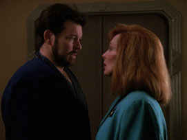 "The Host" (S4:E23) Star Trek: The Next Generation Screencaps