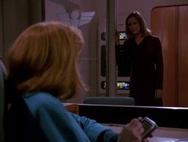 "The Host" (S4:E23) Star Trek: The Next Generation Screencaps