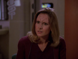 "The Host" (S4:E23) Star Trek: The Next Generation Screencaps