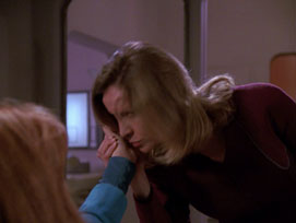 "The Host" (S4:E23) Star Trek: The Next Generation Screencaps