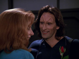 "The Host" (S4:E23) Star Trek: The Next Generation Screencaps