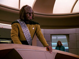 "The Host" (S4:E23) Star Trek: The Next Generation Screencaps