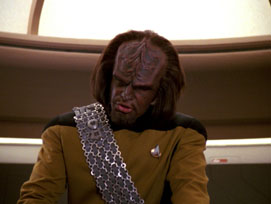 "The Host" (S4:E23) Star Trek: The Next Generation Screencaps