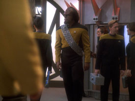 "Birthright, Part I" (S6:E16) Star Trek: The Next Generation Screencaps