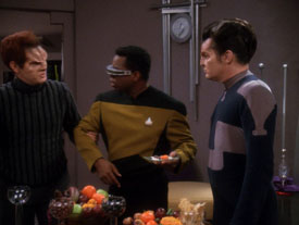 "Starship Mine" (S6:E18) Star Trek: The Next Generation Screencaps