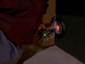 "Starship Mine" (S6:E18) Star Trek: The Next Generation Screencaps