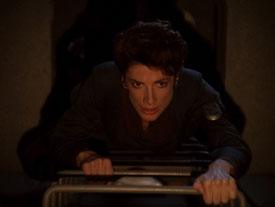 "Starship Mine" (S6:E18) Star Trek: The Next Generation Screencaps