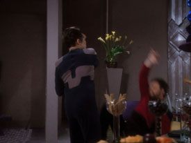 "Starship Mine" (S6:E18) Star Trek: The Next Generation Screencaps
