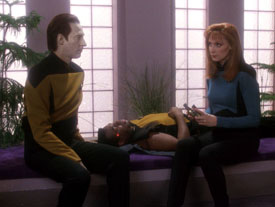 "Starship Mine" (S6:E18) Star Trek: The Next Generation Screencaps