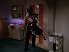 "Starship Mine" (S6:E18) Star Trek: The Next Generation Screencaps