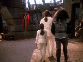 "Firstborn" (S7:E21) Star Trek: The Next Generation Screencaps