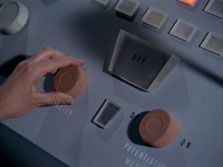 "Dagger of the Mind" (S1:E9) Star Trek: The Original Series Screencaps
