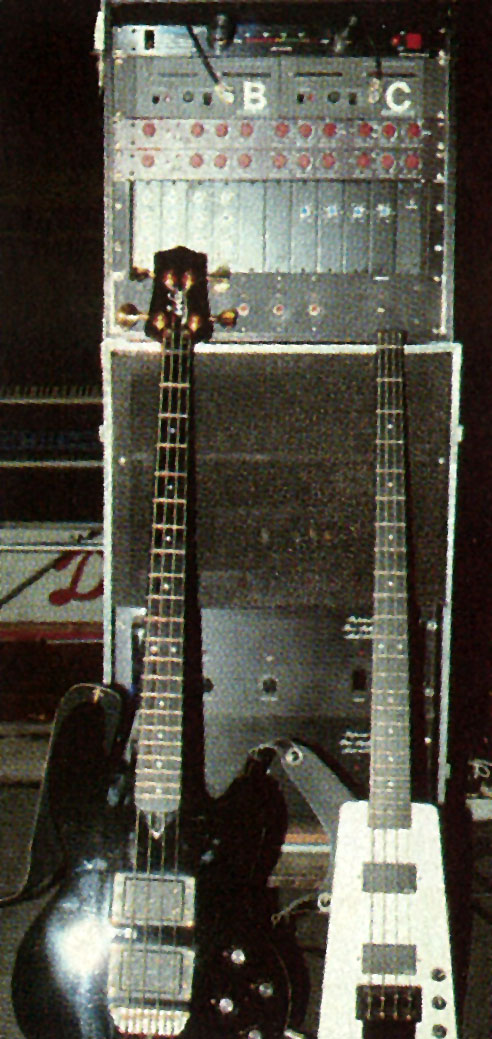 guitar-world-04.1988-6.jpg