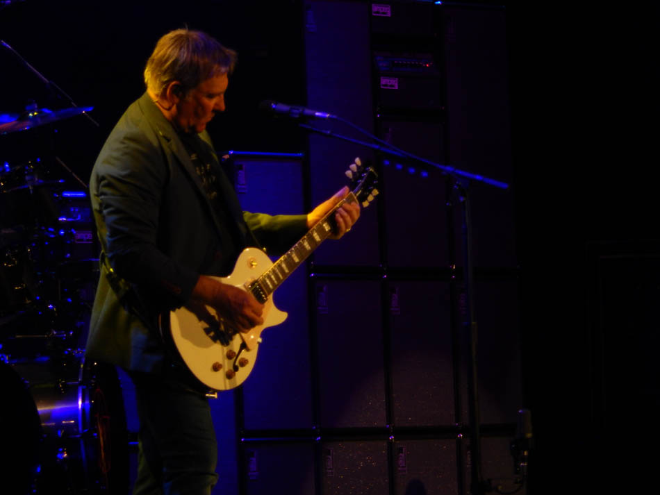 Rush 'R40 Live 40th Anniversary' Tour Pictures - Bristow, VA 05/30/2015