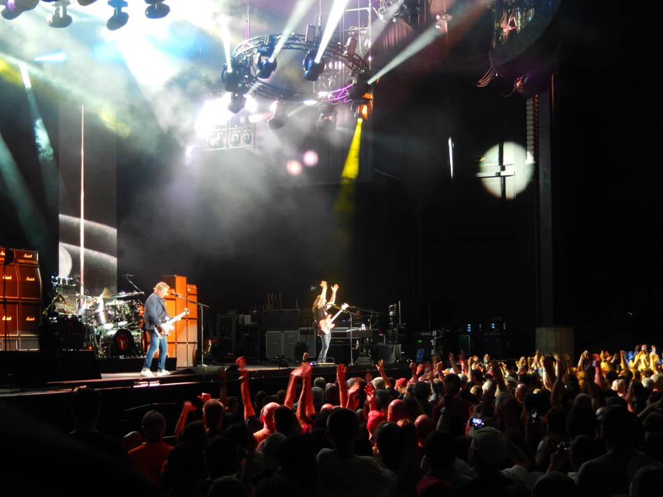 Rush 'R40 Live 40th Anniversary' Tour Pictures - Bristow, VA 05/30/2015
