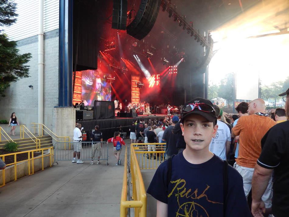 Rush 'R40 Live 40th Anniversary' Tour Pictures - Bristow, VA 05/30/2015