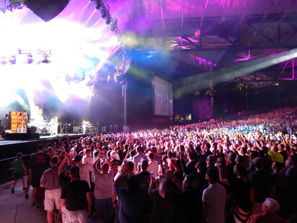 Rush 'R40 Live 40th Anniversary' Tour Pictures - Bristow, VA 05/30/2015