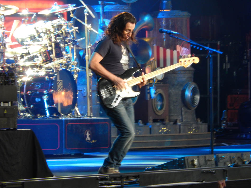 Rush 'R40 Live 40th Anniversary' Tour Pictures - Bristow, VA 05/30/2015