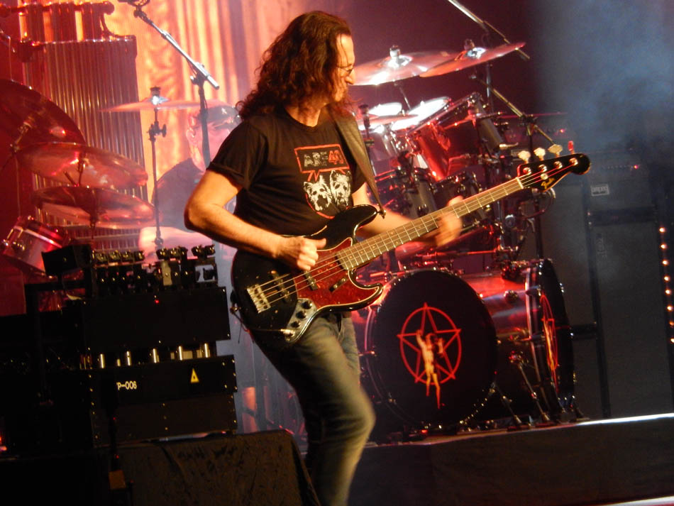 Rush 'R40 Live 40th Anniversary' Tour Pictures - Bristow, VA 05/30/2015