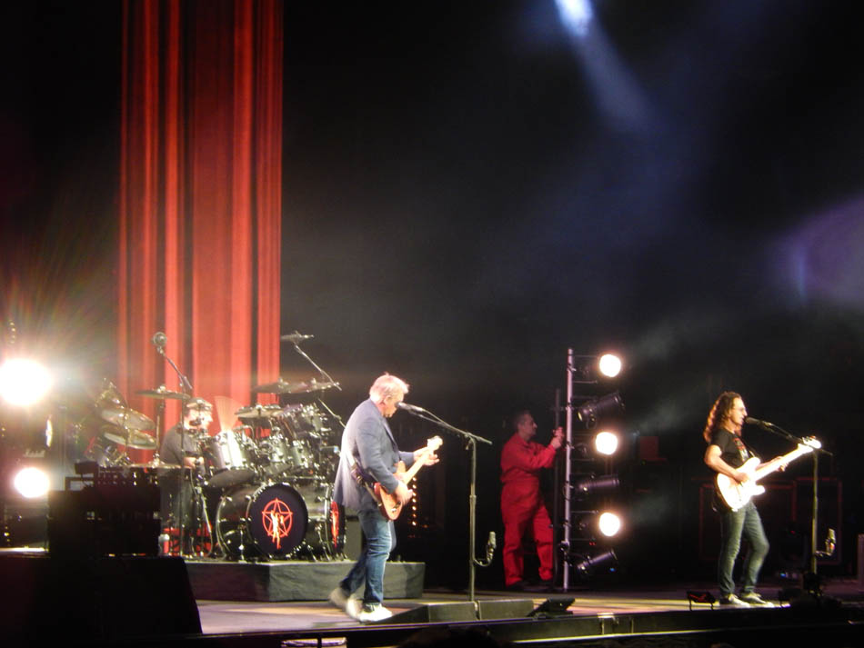 Rush 'R40 Live 40th Anniversary' Tour Pictures - Bristow, VA 05/30/2015