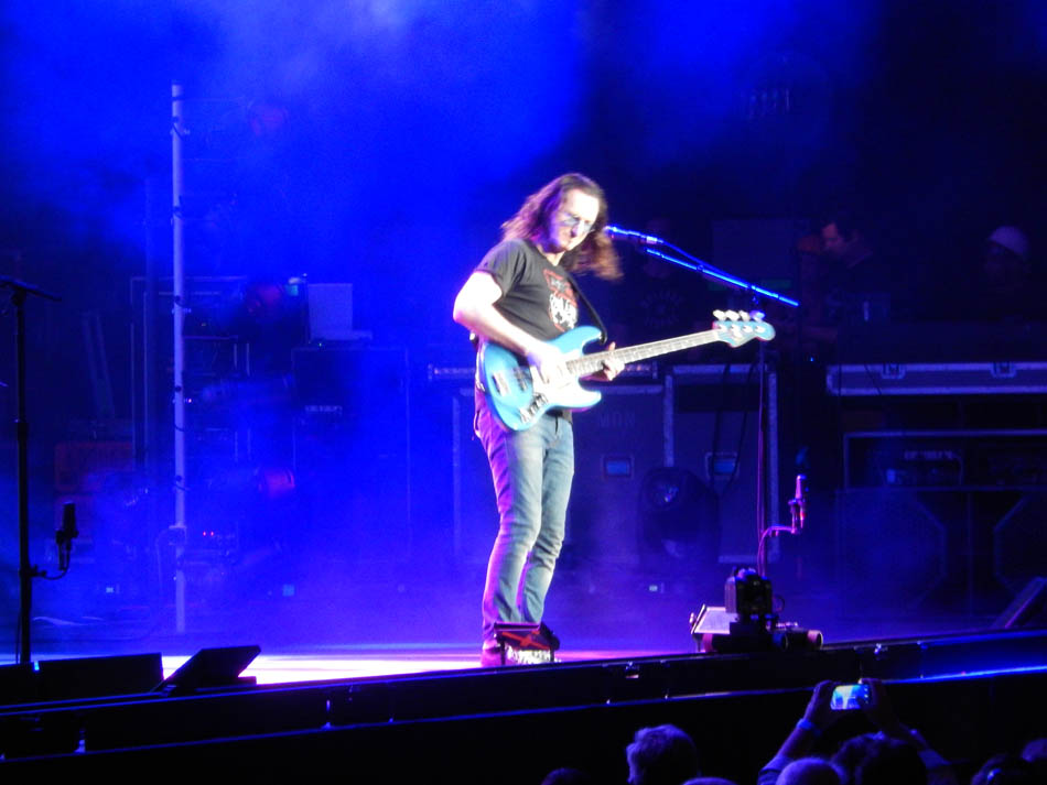 Rush 'R40 Live 40th Anniversary' Tour Pictures - Bristow, VA 05/30/2015