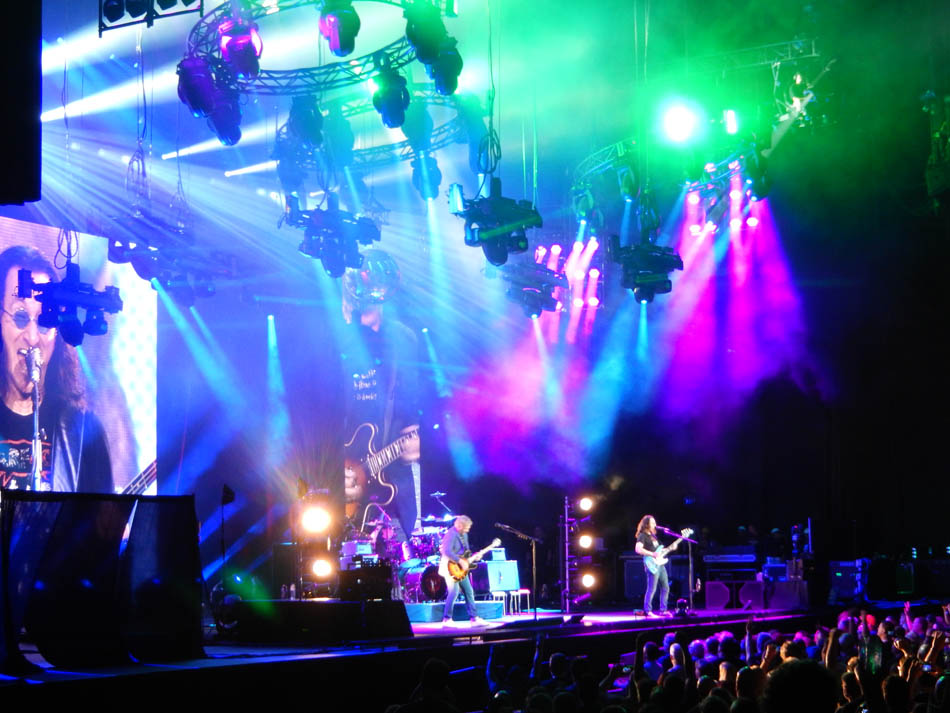 Rush 'R40 Live 40th Anniversary' Tour Pictures - Bristow, VA 05/30/2015