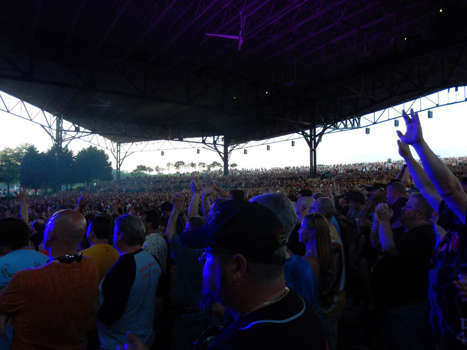 Rush 'R40 Live 40th Anniversary' Tour Pictures - Bristow, VA 05/30/2015