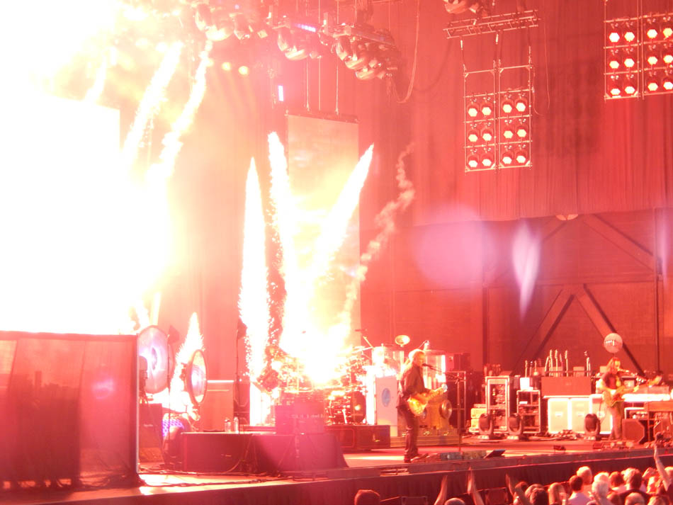 Rush 'R40 Live 40th Anniversary' Tour Pictures - Bristow, VA 05/30/2015