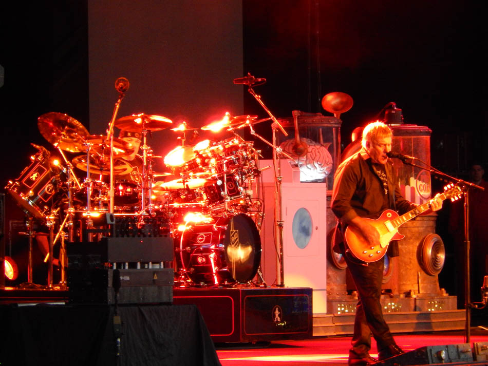 Rush 'R40 Live 40th Anniversary' Tour Pictures - Bristow, VA 05/30/2015