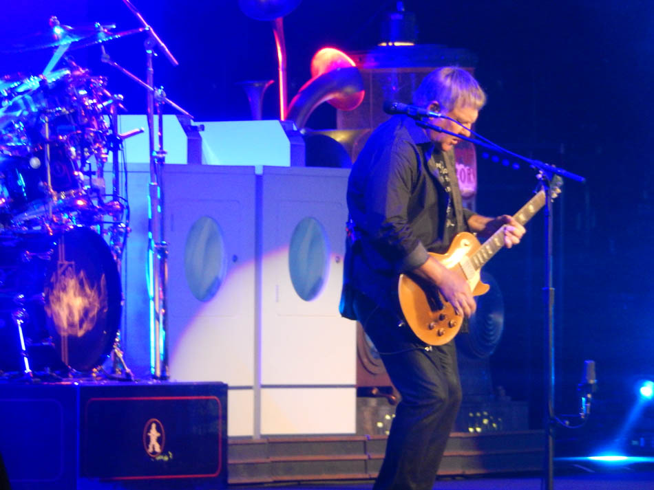 Rush 'R40 Live 40th Anniversary' Tour Pictures - Bristow, VA 05/30/2015