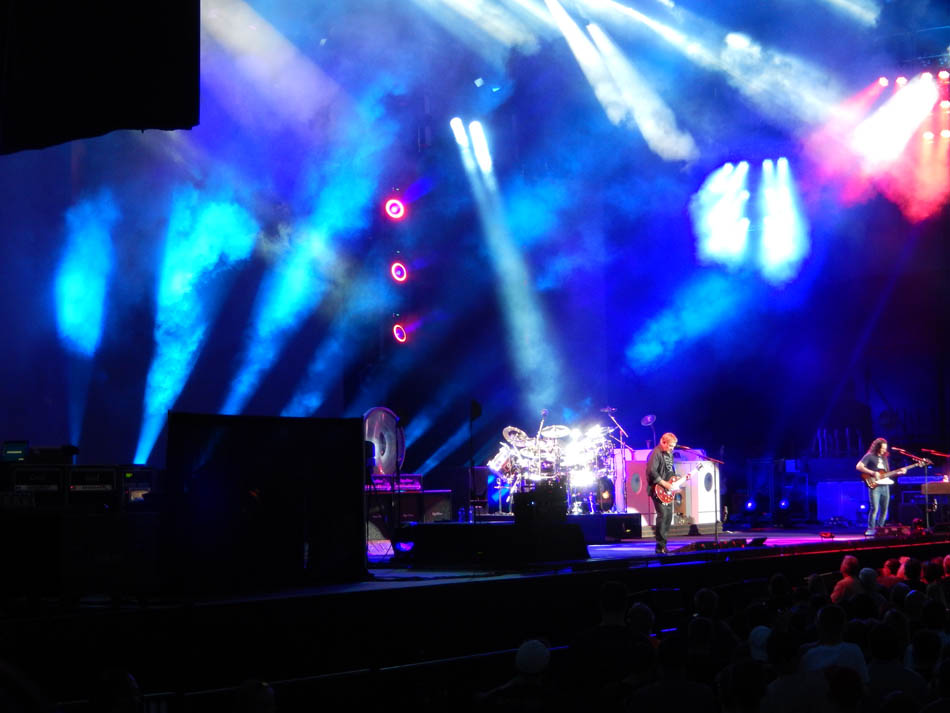 Rush 'R40 Live 40th Anniversary' Tour Pictures - Bristow, VA 05/30/2015