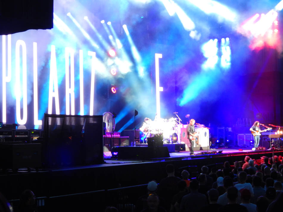 Rush 'R40 Live 40th Anniversary' Tour Pictures - Bristow, VA 05/30/2015