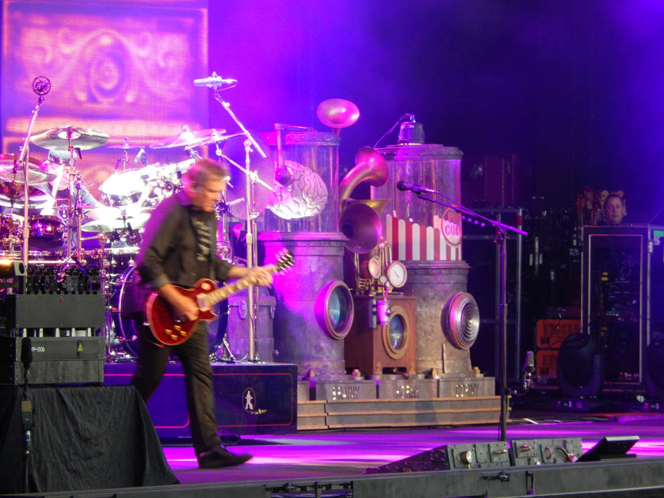 Rush 'R40 Live 40th Anniversary' Tour Pictures - Bristow, VA 05/30/2015