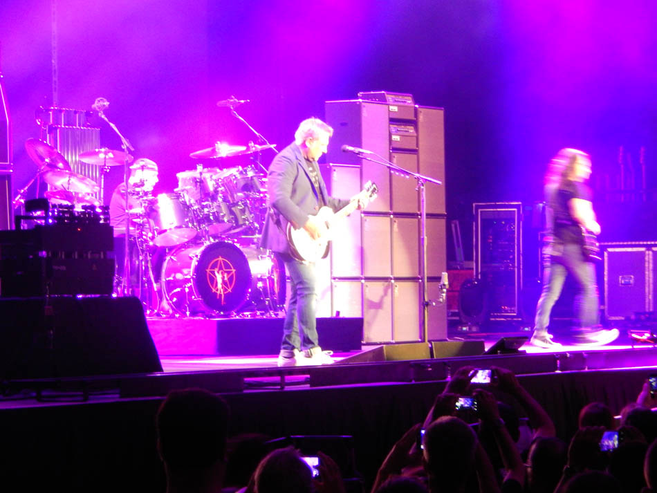 Rush 'R40 Live 40th Anniversary' Tour Pictures - Bristow, VA 05/30/2015