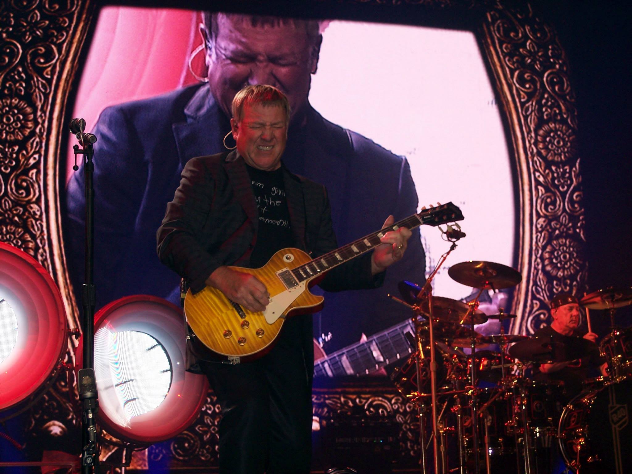 Rush 'R40 Live 40th Anniversary' Tour Pictures - Buffalo, NY 06/10/2015