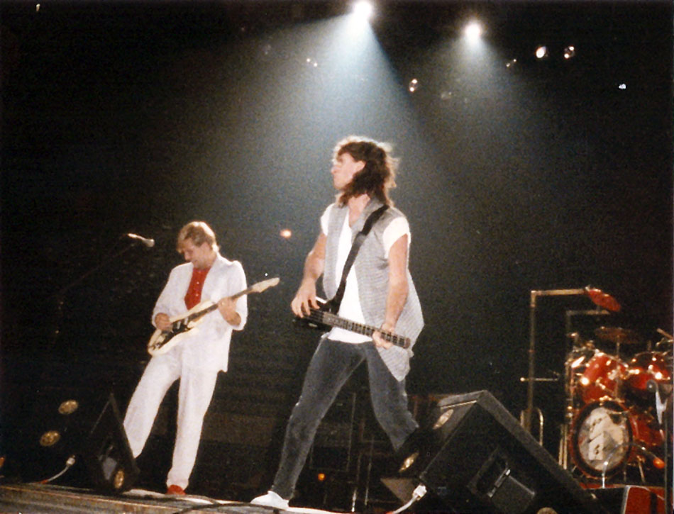 Rush - Grace Under Pressure Tour Pictures - Buffalo Memorial Auditorium - Buffalo, New York - July 12th, 1984